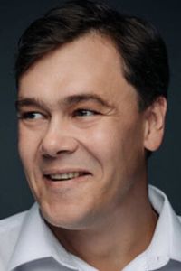 Виталий Огарь