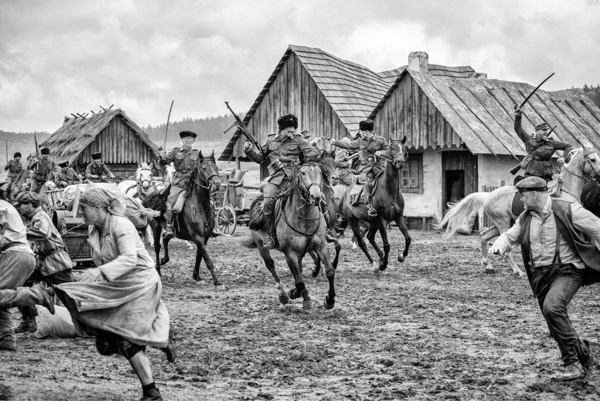 Кадр 3 из фильма Раскрашенная птица