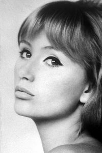 Яна Новакова