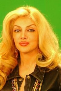 Анита Халатбари
