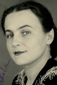 Нина Емельянова