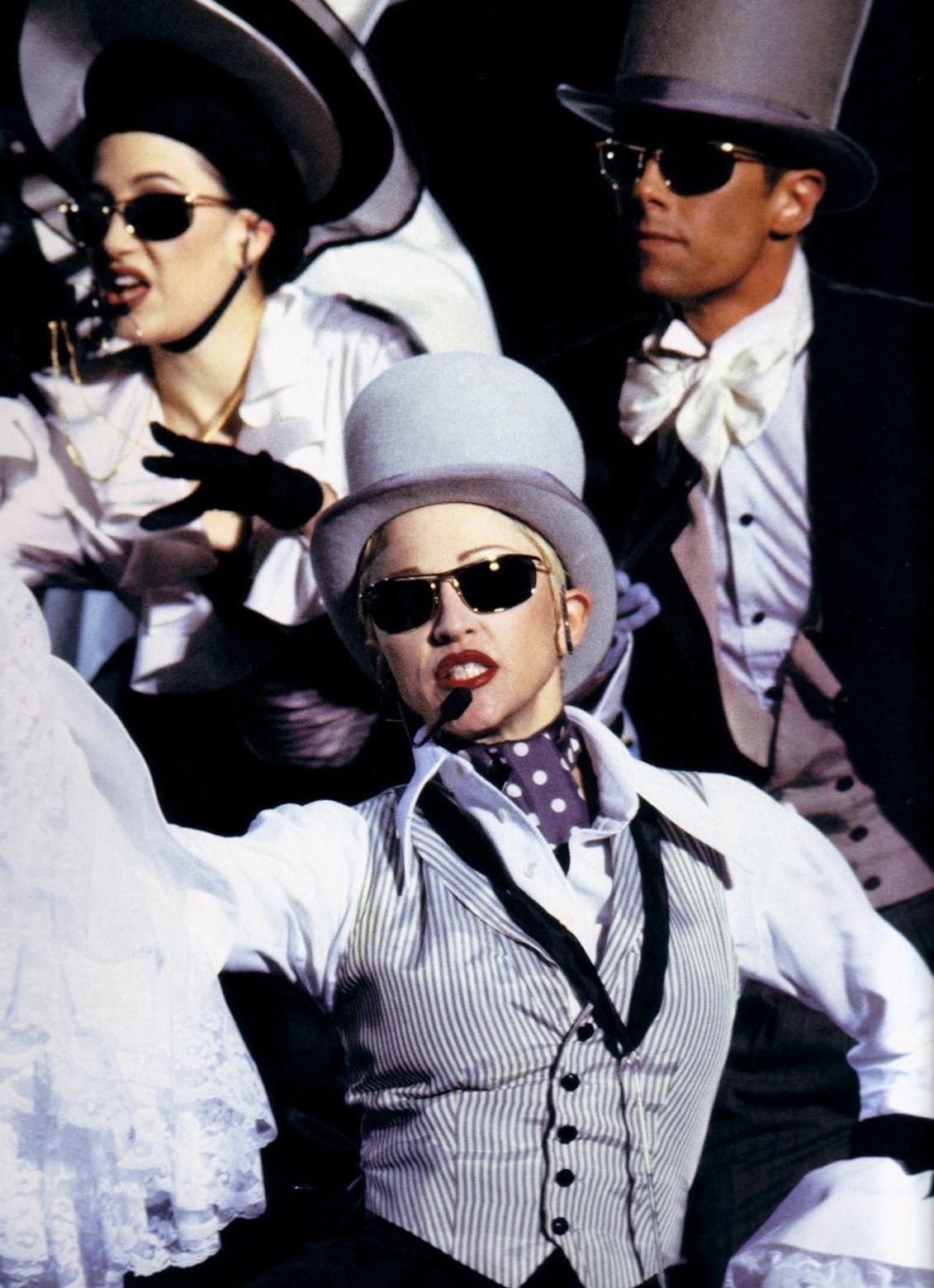 Кадр 10 из фильма Madonna — The Girlie Show (Live Down Under)