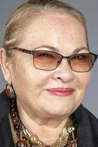 Нина Усатова