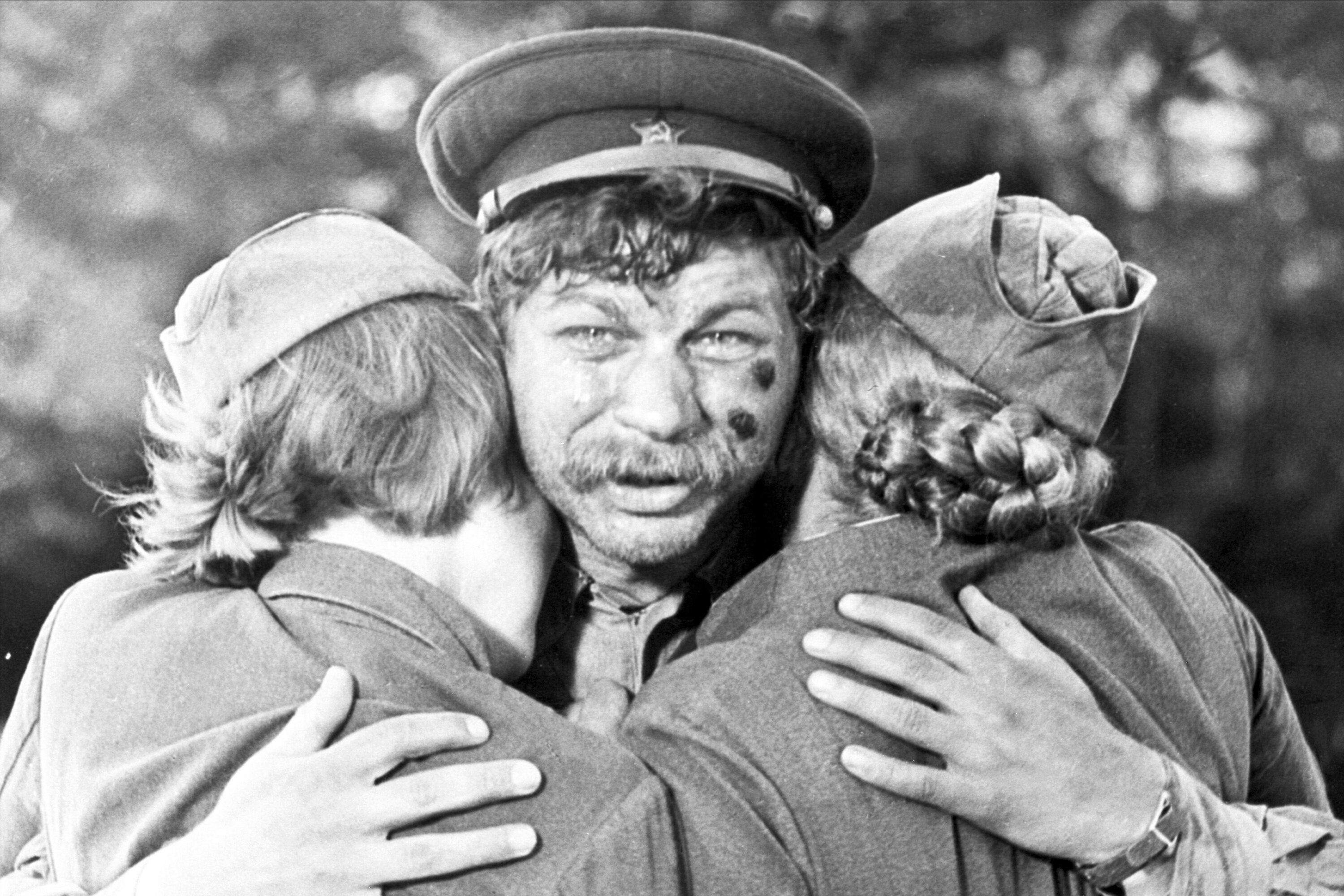 Кадр 4 из фильма ...А зори здесь тихие