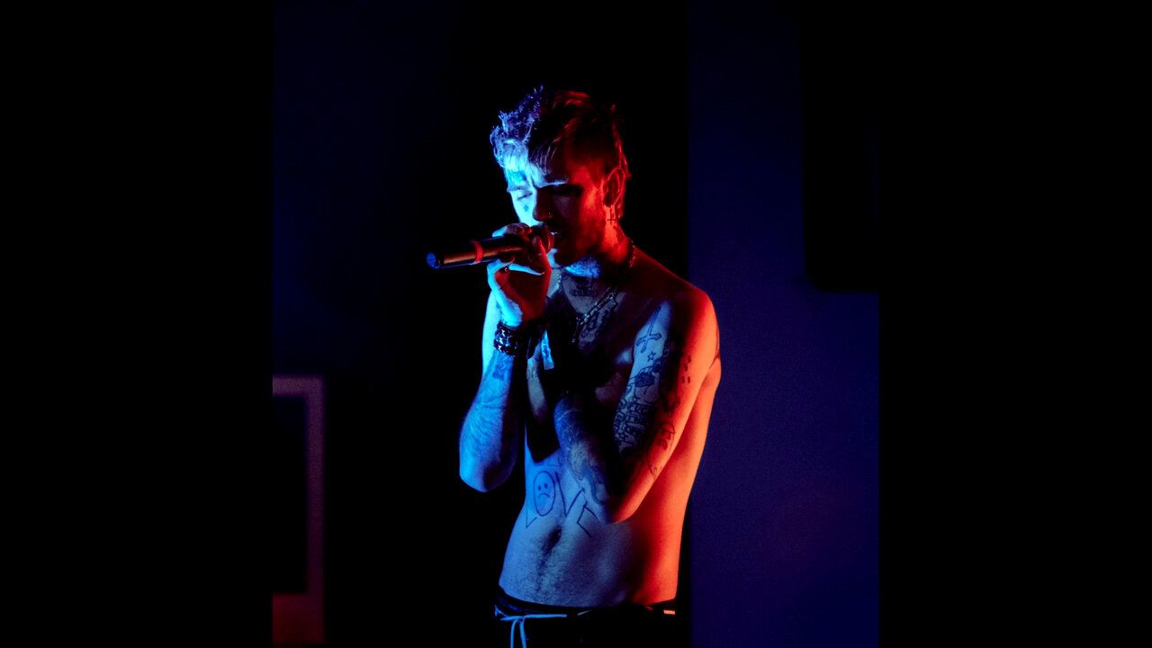 Кадр 1 из фильма Lil Peep: всё для всех