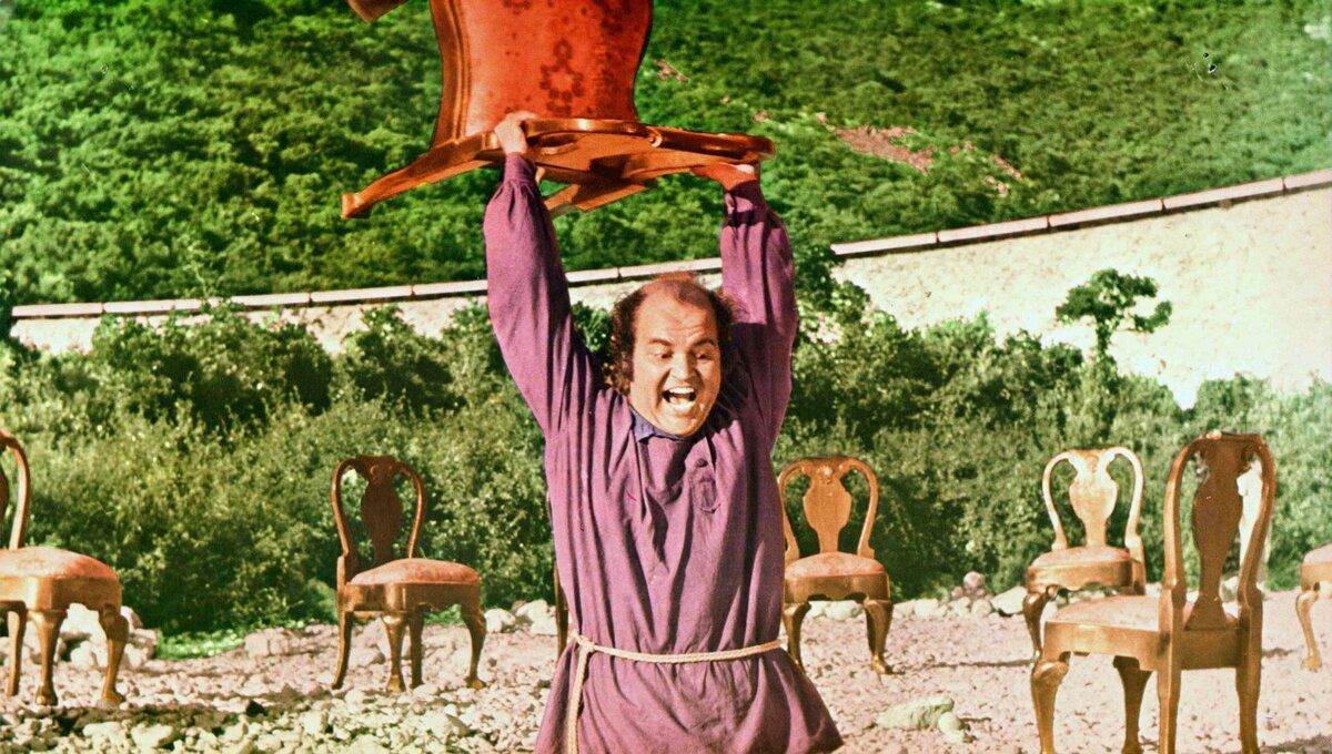Кадр 9 из фильма 12 стульев