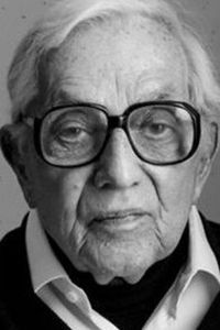 Кен Адам
