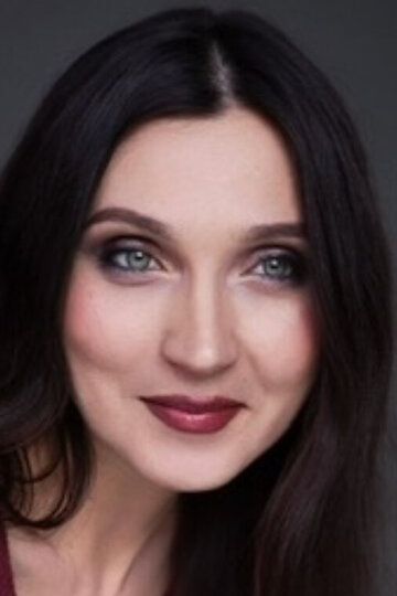 Елена Золотарева