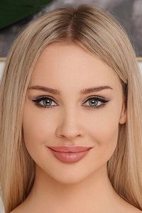 Алина Баркалова