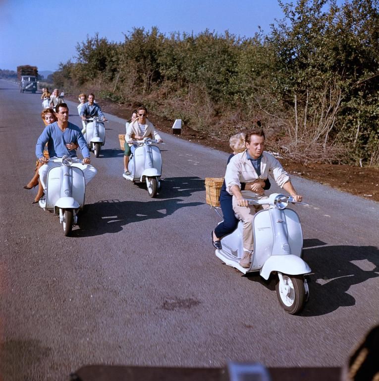 Кадр 1 из фильма Приходи в сентябре