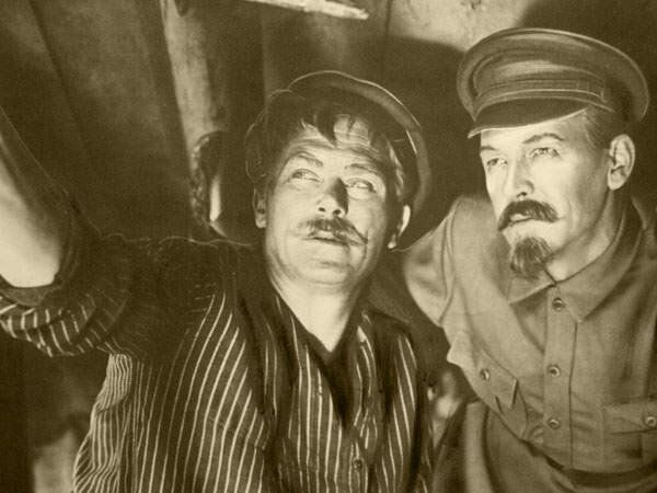 Кадр 2 из фильма Вихри враждебные